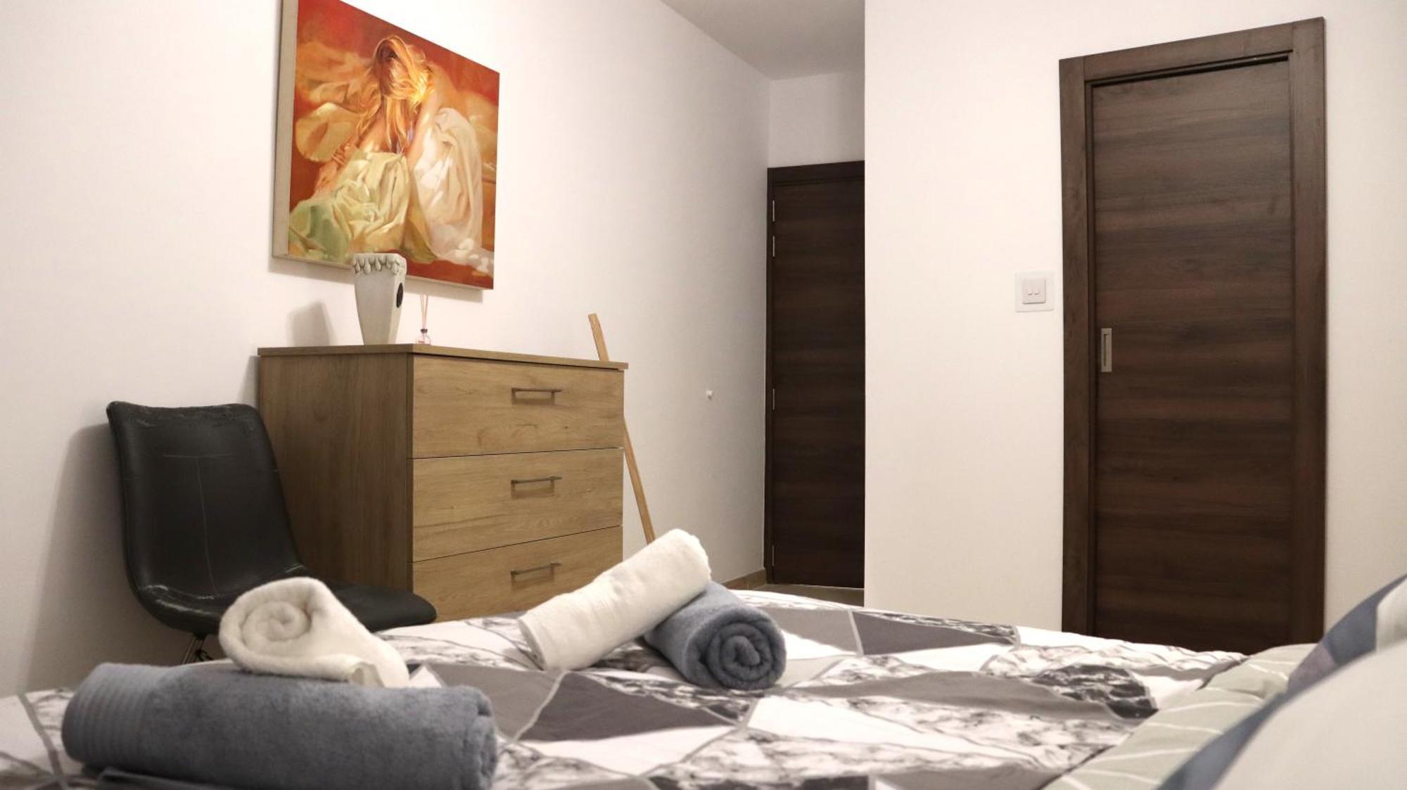 Sc6 - Modern & Spacious 2 Bed St. Paul's Bay Buitenkant foto